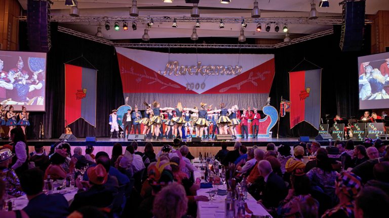 Schiwa’s bei der Gala-Sitzung der KG Muckemau